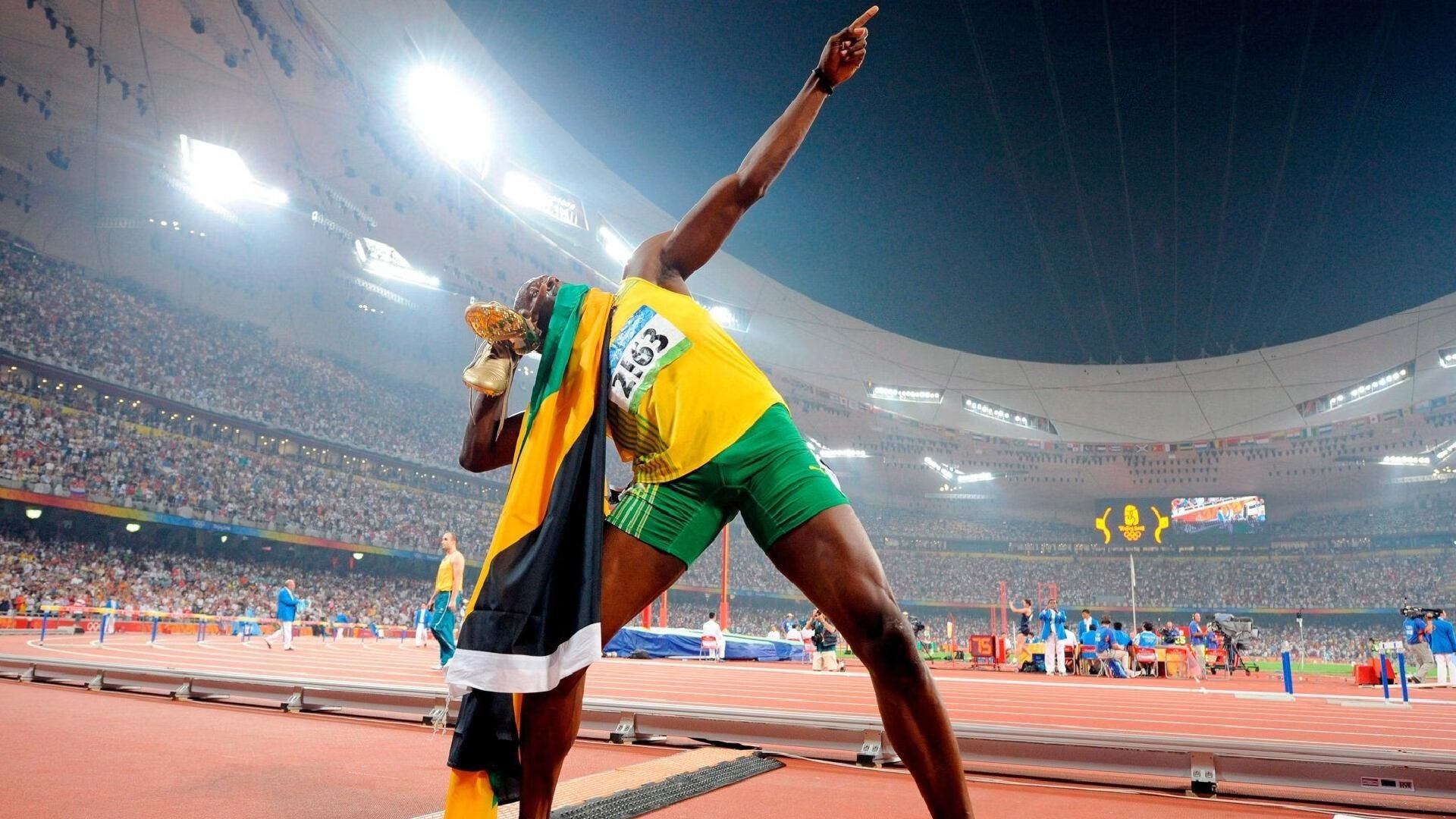 开云体育vip-碰撞危机：赛场出人意料的意外瞬间，碰撞大赛下载安装